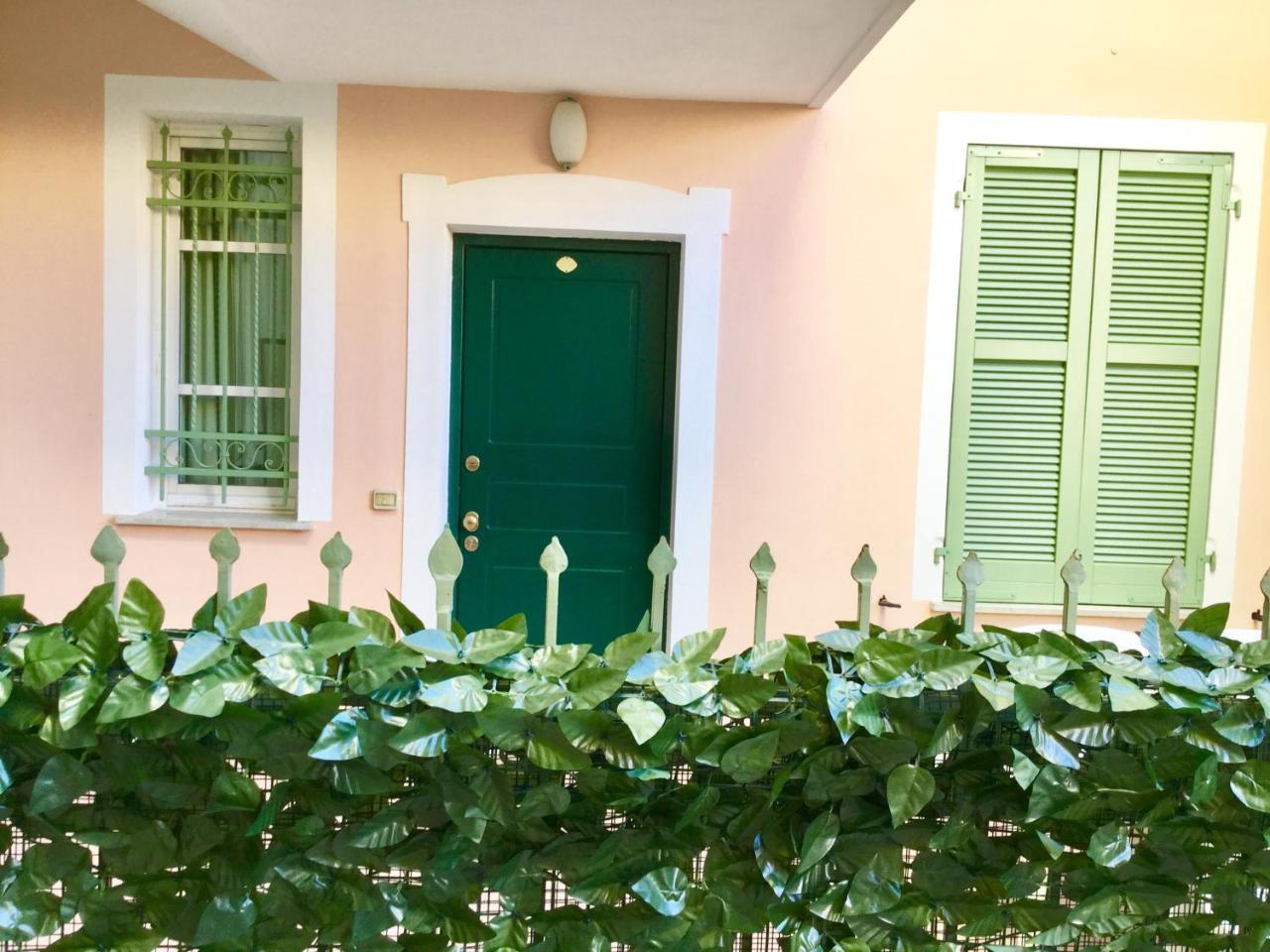 La Villetta Appartamenti Per Vacanze Finale Ligure Exterior foto