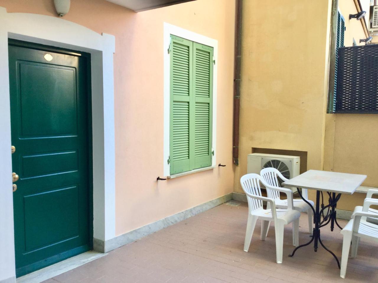 La Villetta Appartamenti Per Vacanze Finale Ligure Exterior foto