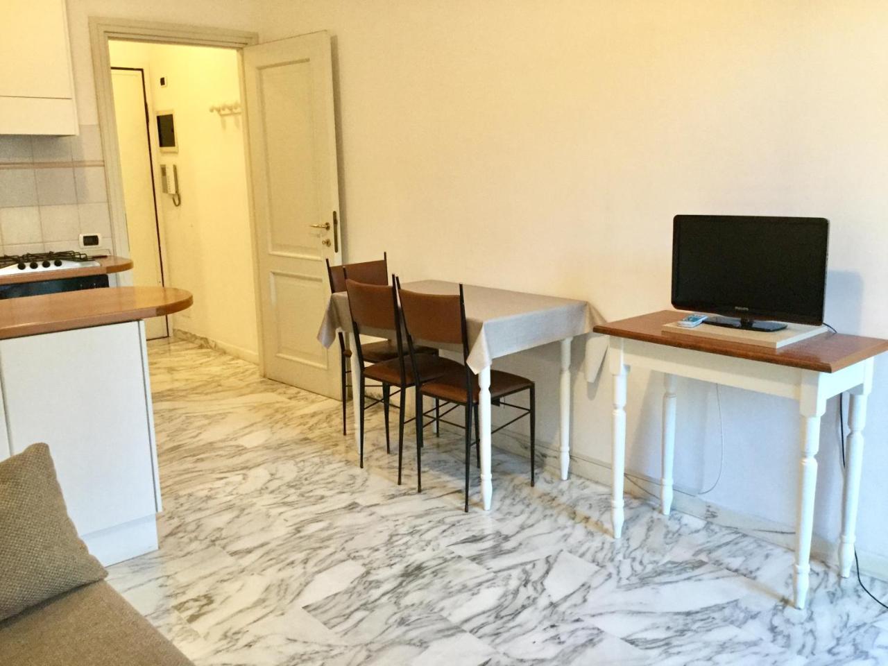 La Villetta Appartamenti Per Vacanze Finale Ligure Exterior foto