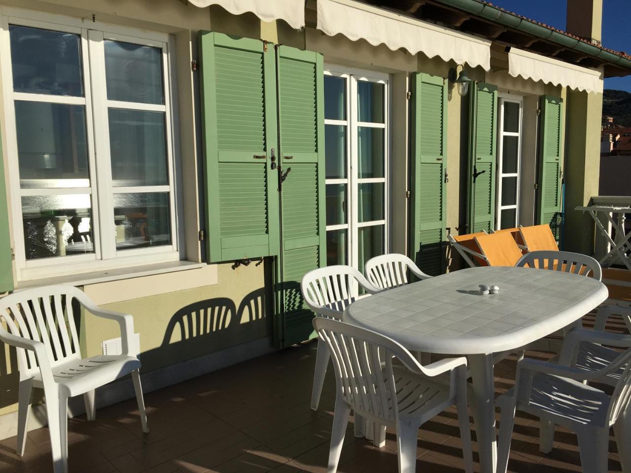 La Villetta Appartamenti Per Vacanze Finale Ligure Exterior foto